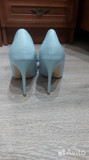 Женские туфли