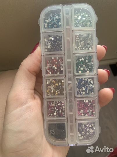 Стразы для ногтей