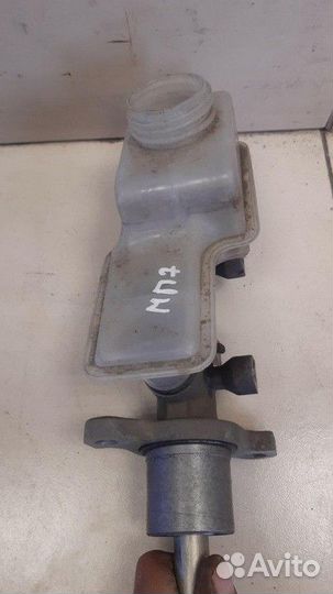 Главный тормозной цилиндр