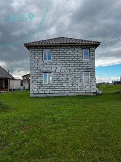 Коттедж 109 м² на участке 10 сот.