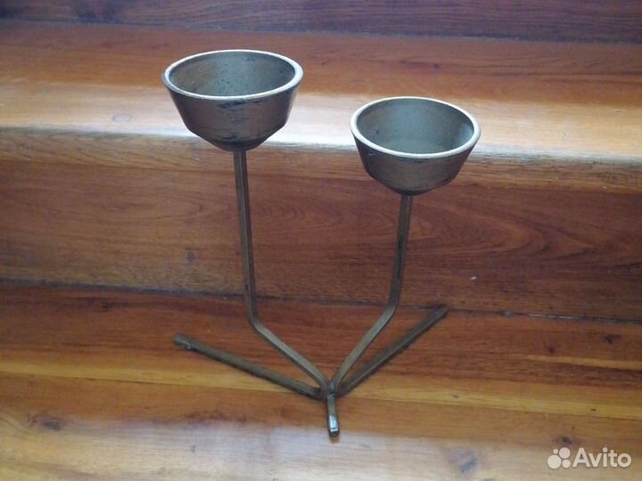 Старинный подсвечник