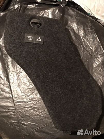 Обшивка багажника BMW 1 series