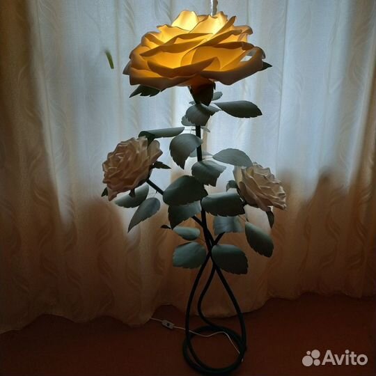 Торшер - Роза