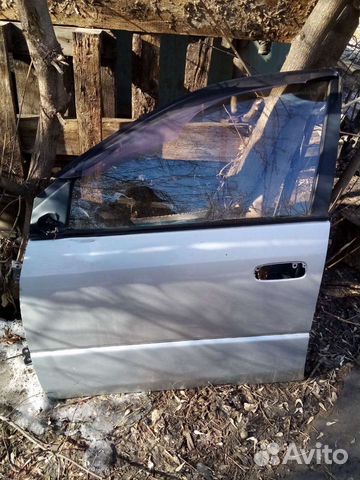 4 двери тойота ипсум