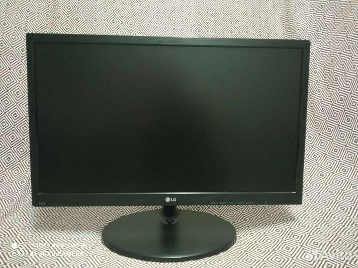 Монитор LG 22М38A-B