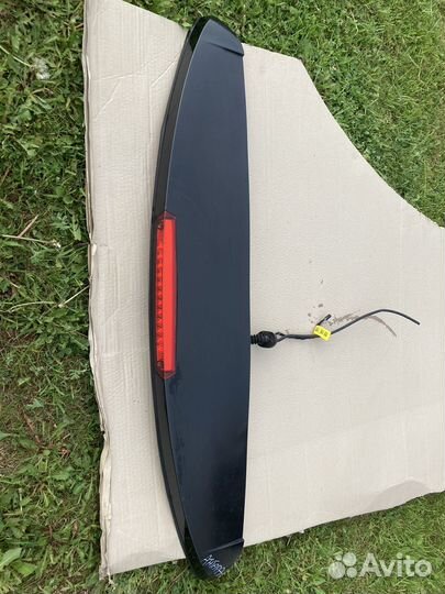 Спойлер двери багажника для Opel Antara Опель