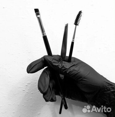 Бровист - визажист