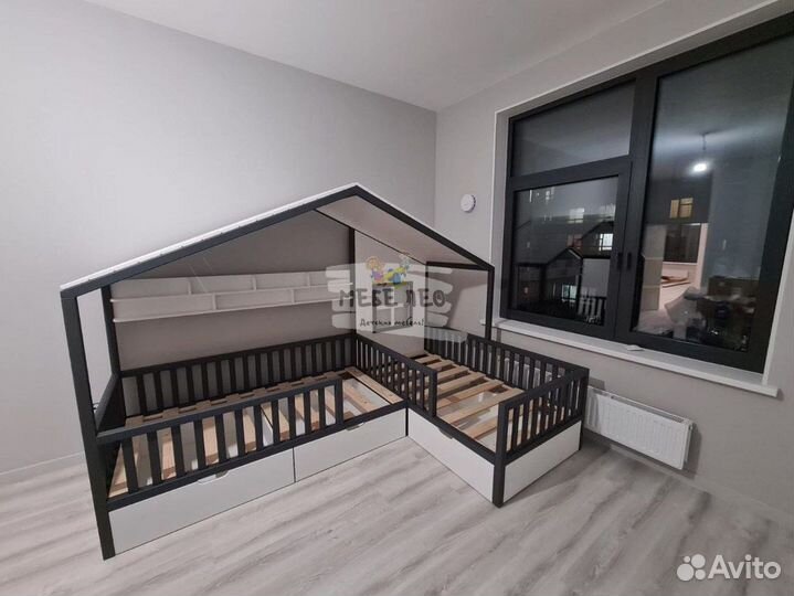 Угловая детская кровать