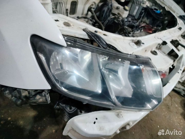 Фара правая Renault Logan, II 2016