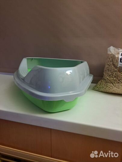Лоток для кошек большой и миска для еды