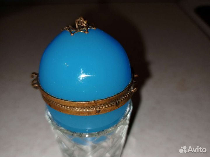 Винтажная шкатулка яйцо