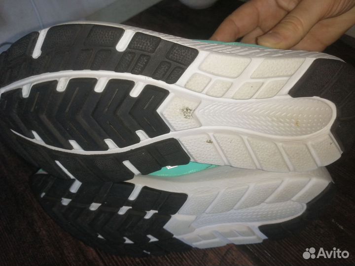 Кроссовки NB