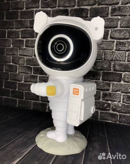 Детский ночник проектор Космонавт