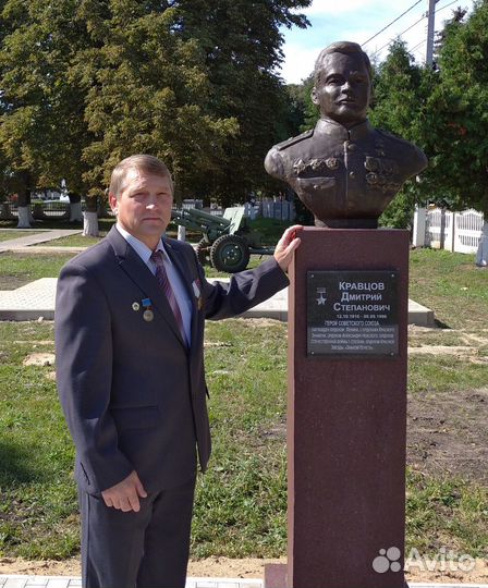 Бюсты, монументы Героям сво и СССР на заказ