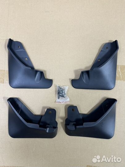 Брызговики Toyota yaris cross 2020-2024 4шт