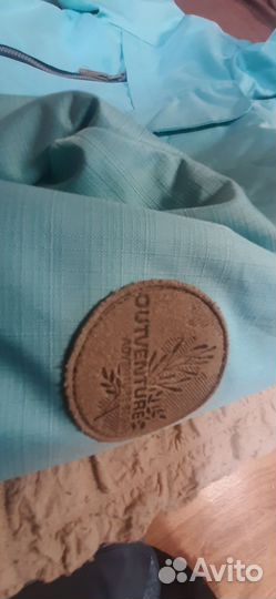 Куртка демисезонная для девочки р-р 140,146