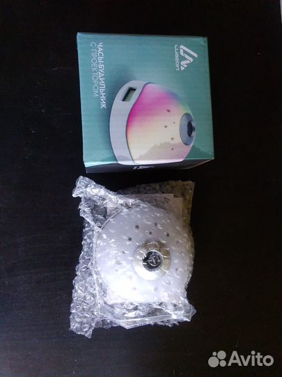 Часы будильник с проектором