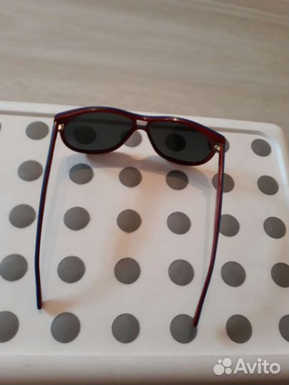 Солнцезащитные очки