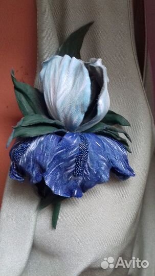 Продам брошь из натуральной кожи