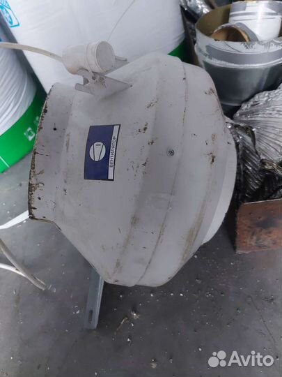 Канальный вентилятор 200