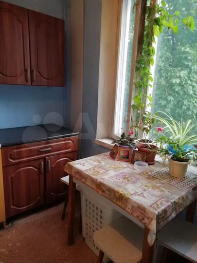 Комната 13,8 м² в 3-к., 3/9 эт.