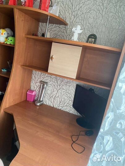 Спальный гарнитур