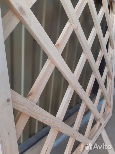 Шпалеры из дерева