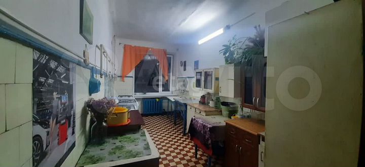 Комната 20 м² в > 9-к., 2/3 эт.