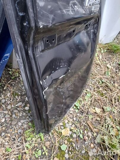 Створки двери багажника левая и правая LADA Largus