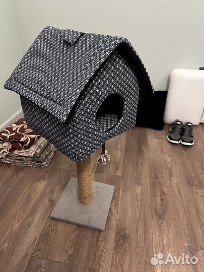 Домик для кошки с когтеточкой бу