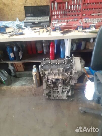 Двигатель на запчасти cwva от автомобиля