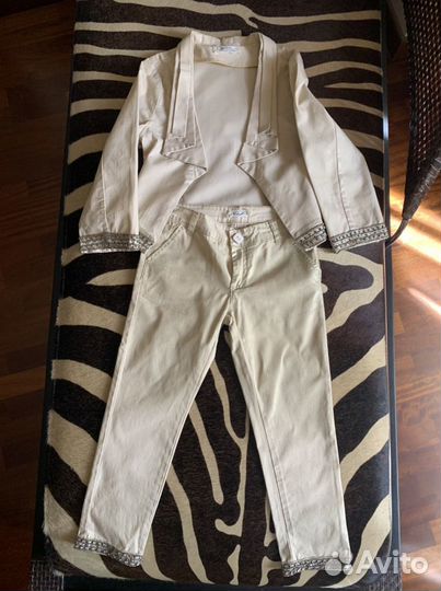 Костюм спортивный