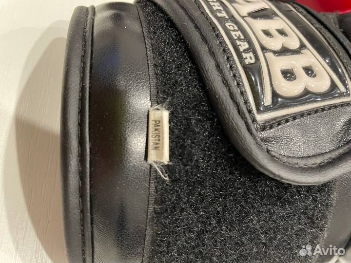 Боксерские перчатки