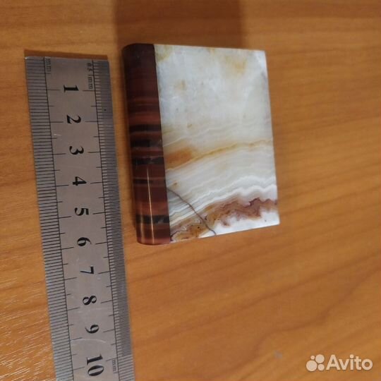 Сувенир из камня. Оникс