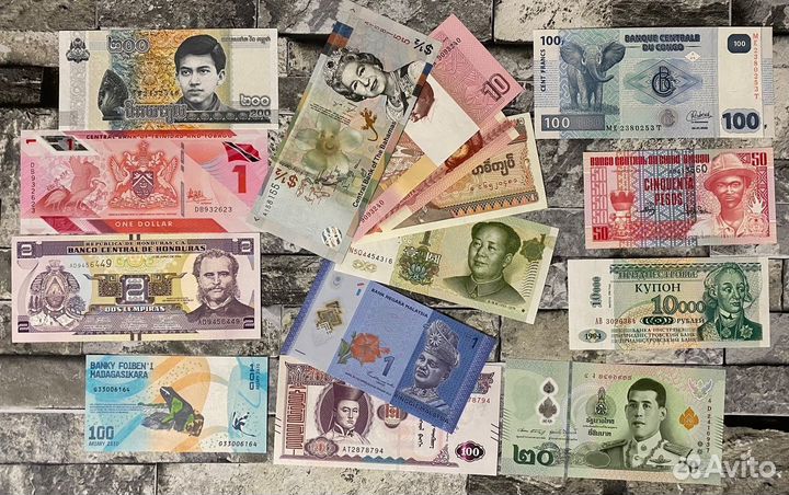 Набор банкнот мира 16шт. полимерные + бумага