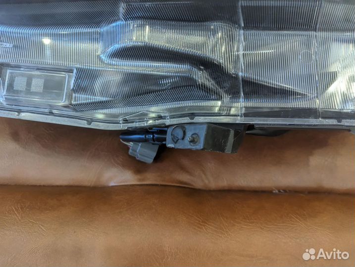 Фара Subaru Outback BT5 CB18 Лев. Перед