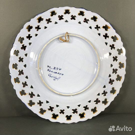 Фаянсовое антикварное блюдо середина XX века