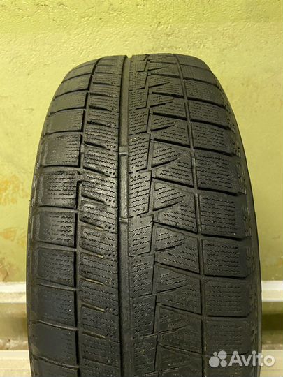 Bridgestone Blizzak Revo GZ 215/60 R16 95S