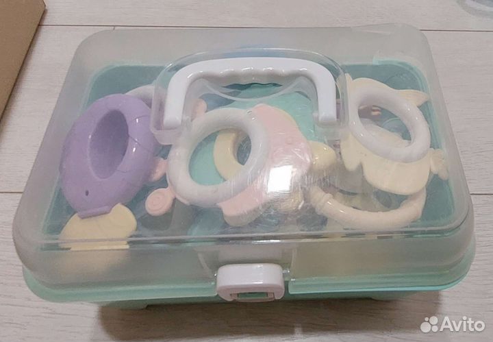 Погремушки набор, прорезыватели, грызунки