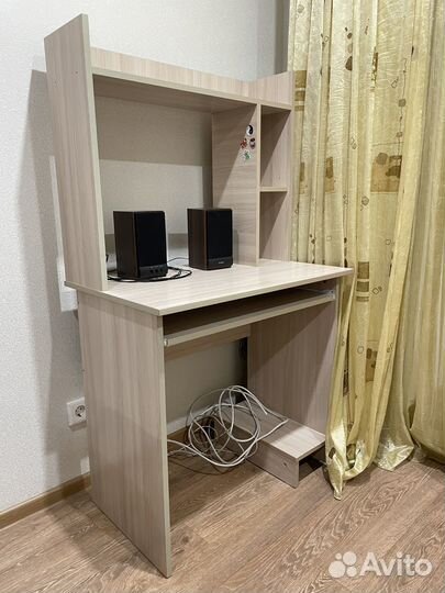 Компьютерный столик