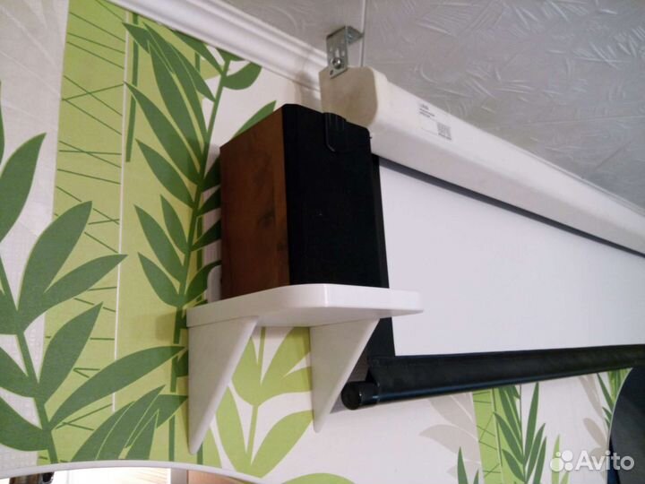 Полки под колонки