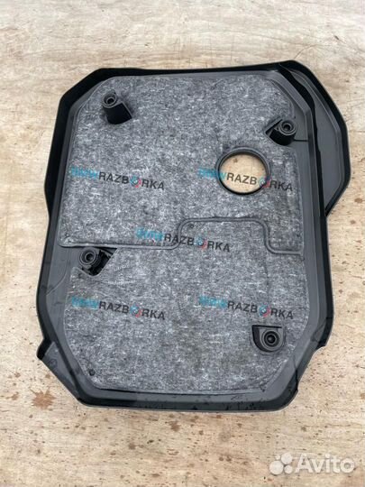 Декоративная крышка двигателя BMW 5 G30/G31 G30