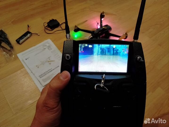 Квадрокоптер hubsan h501s