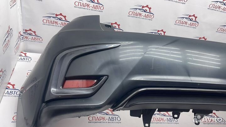 Бампер задний Lexus CT200h