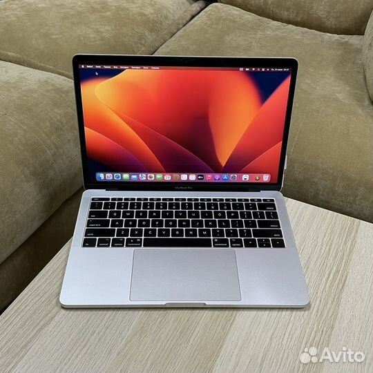 MacBook Pro 13 2017 i5/8/256gb (1 цикл)