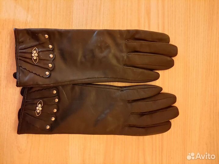 Перчатки женские кожаные новые