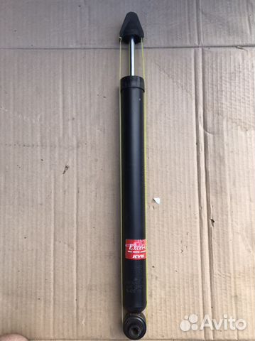 Задний амортизатор Volkswagen Golf IV - R