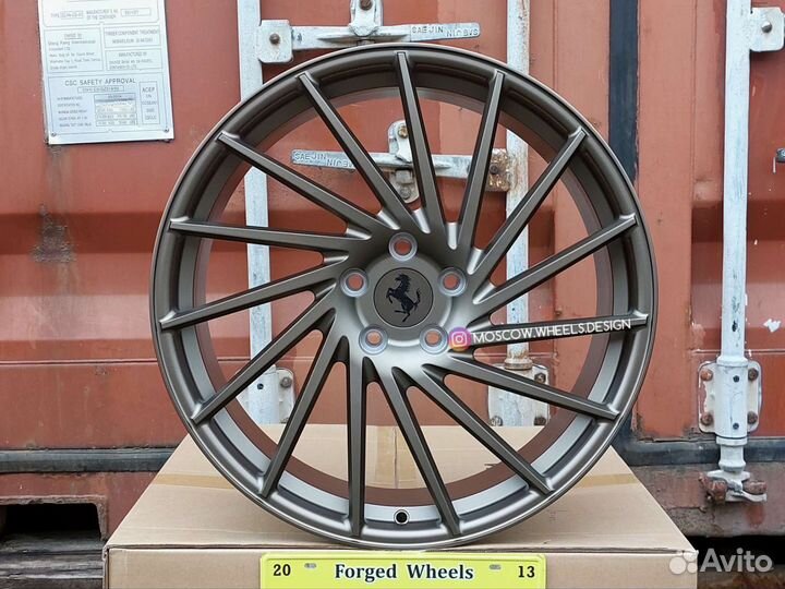 Кованые диски R20 на Ferrari F8 Tributo