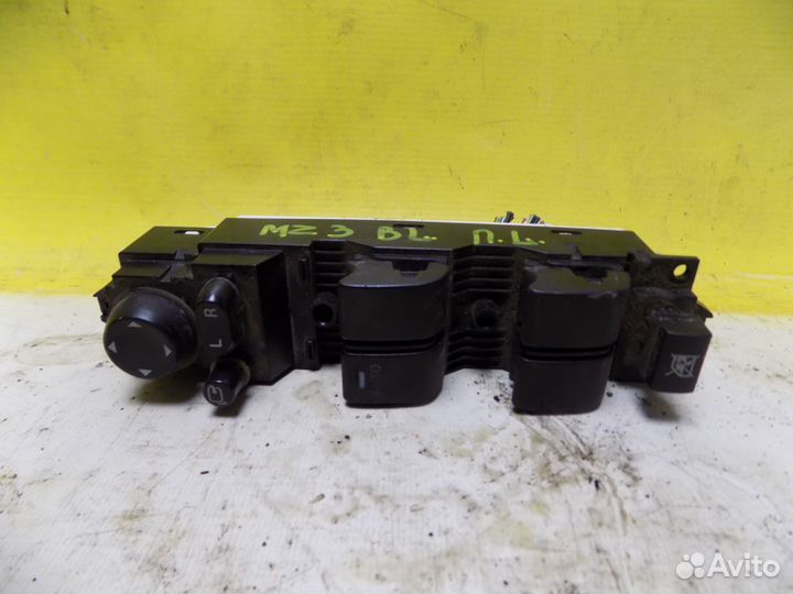 Кнопки стеклоподъемника Mazda 3 BL