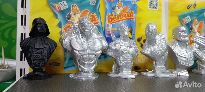 Статуэтка бюст супергерои